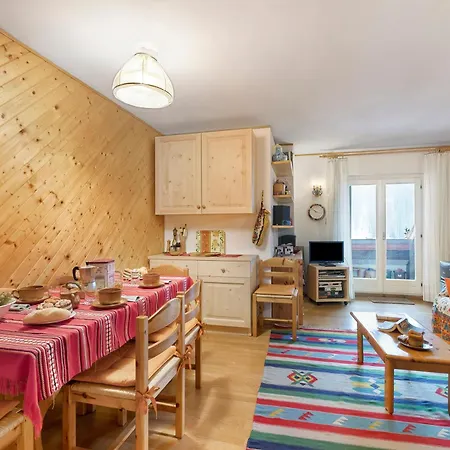 Quota 1800 - Happy *